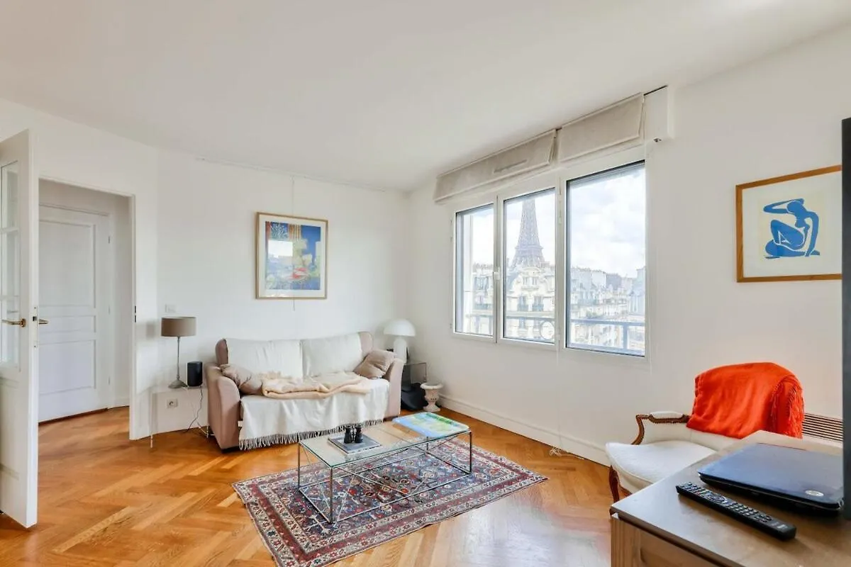 1Br Flat With Balcony View Of The Eiffel Tower Apartment Paris