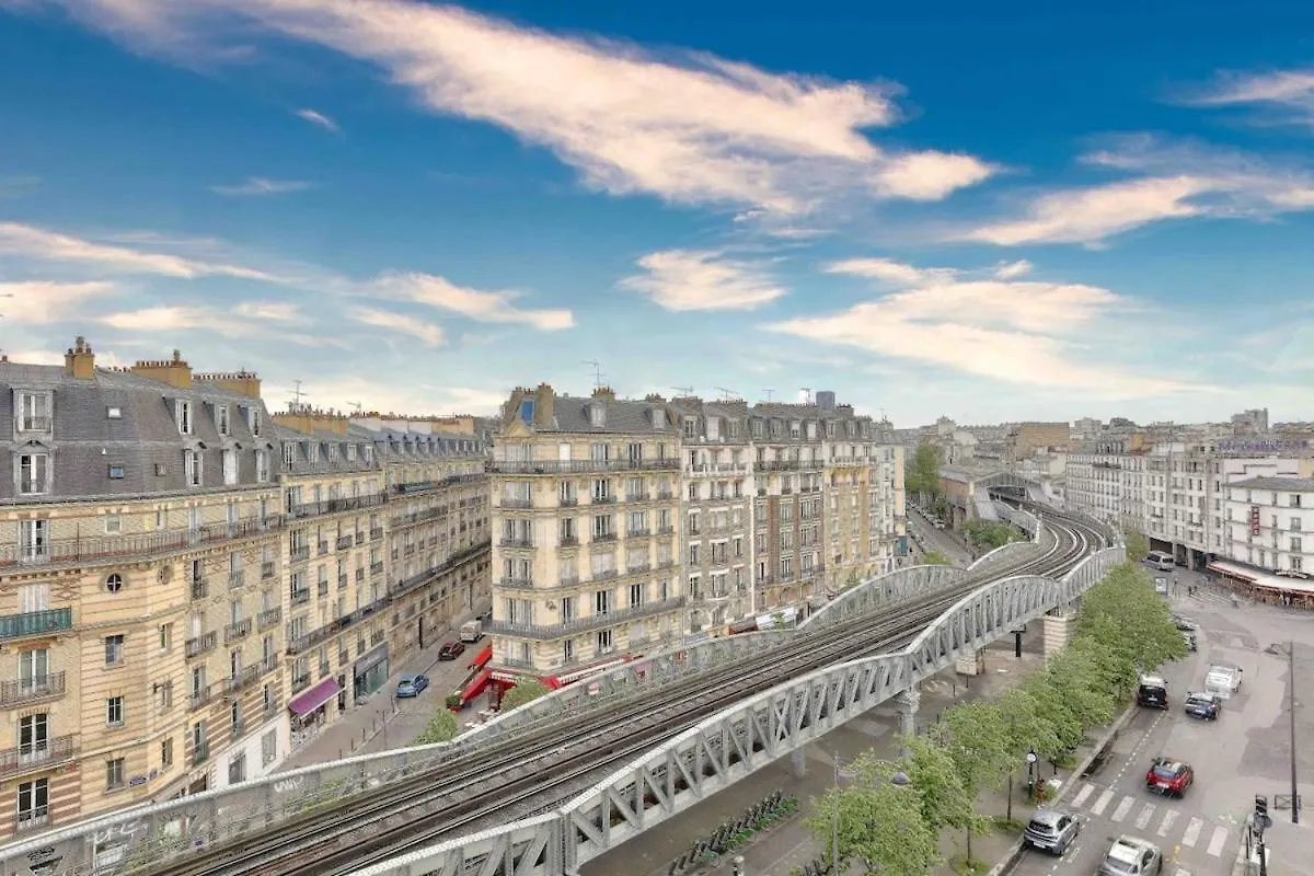 1Br Flat With Balcony View Of The Eiffel Tower Apartment Paris 0*,  France