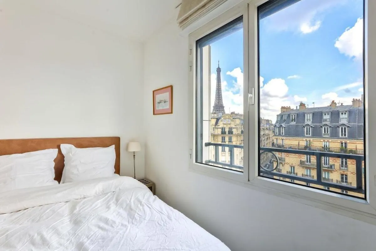 1Br Flat With Balcony View Of The Eiffel Tower Apartment Paris
