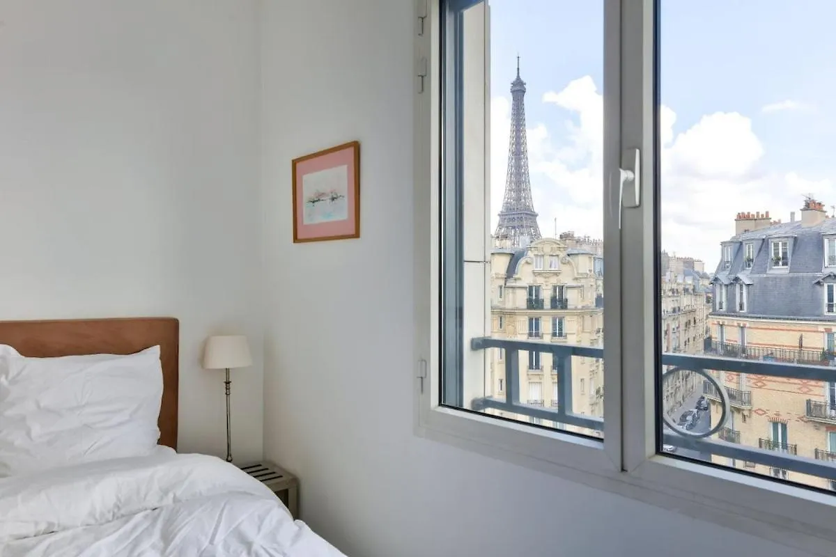 1Br Flat With Balcony View Of The Eiffel Tower Apartment Paris